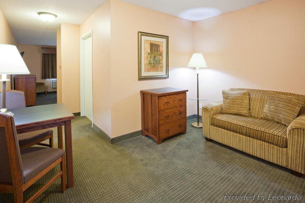 Grandstay Hotel & Suites Perham ภายนอก รูปภาพ